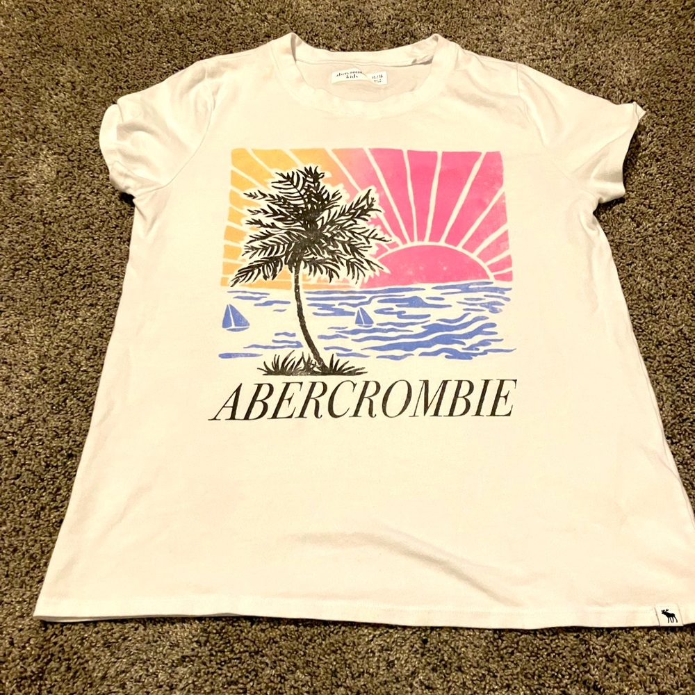 Abercrombie kids graphic t